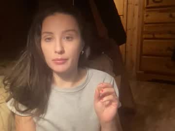 mysteriousmadam_'s chat room