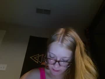 baeblondie's chat room