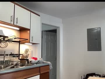 laylahlaylah1's chat room