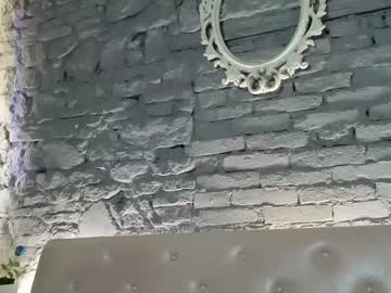 vixvixenn's chat room