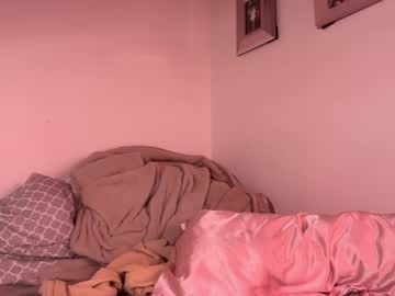 kissandcurrency's chat room