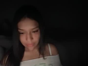 watchyourbabe's chat room