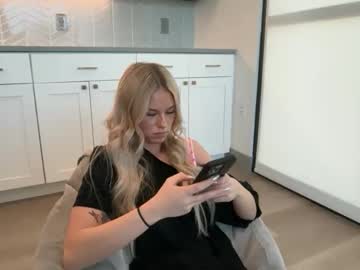 kenziesmithh's chat room