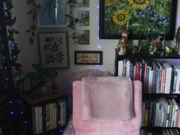 ellynaomi's chat room