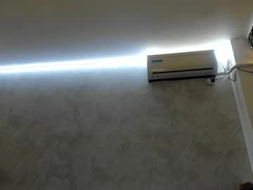 v_deville's chat room