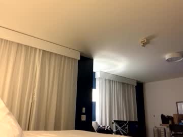 intothewoodswego's chat room