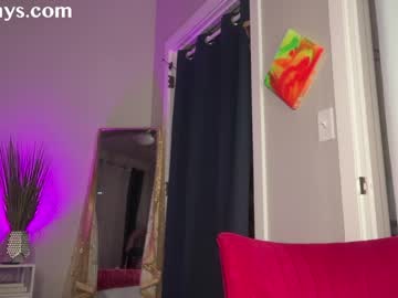 saraloverays's chat room