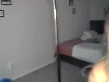 shyy_petitebaby's chat room