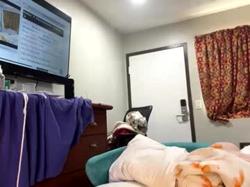 kibrombariu45's chat room