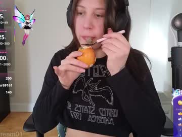 alexa_dream's chat room