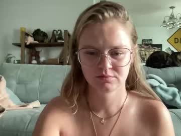 madlymads's chat room