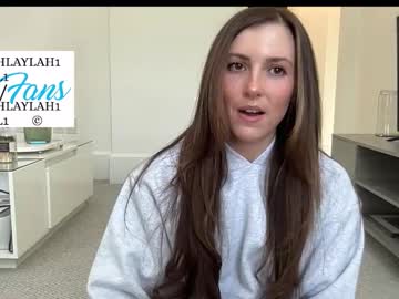 laylahlaylah1's chat room