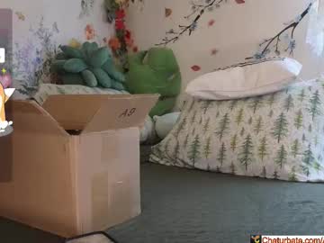 aliceriverscam's chat room