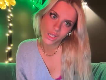 ella_hill's chat room