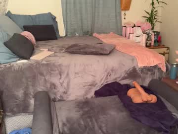 triciamori's chat room