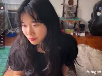 chiloschista's chat room