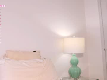 naughty_tilly's chat room