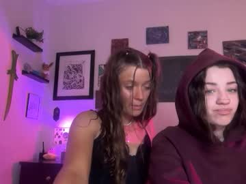 miamoorexo's chat room