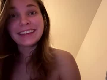 deepthroatqueen33's chat room