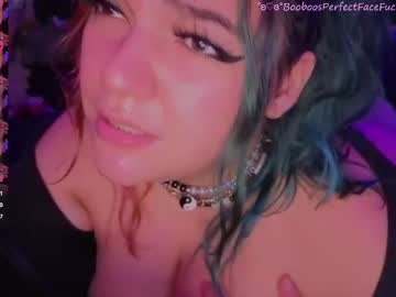 booboosperfectfacefuck's chat room