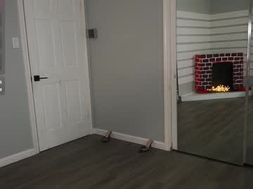 rosiebones's chat room