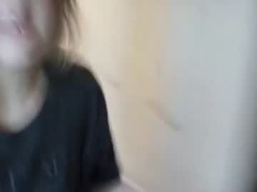 tinywithtiddies's chat room