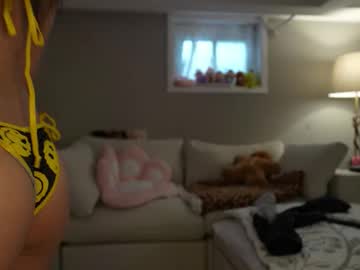 sabrinasarcade's chat room