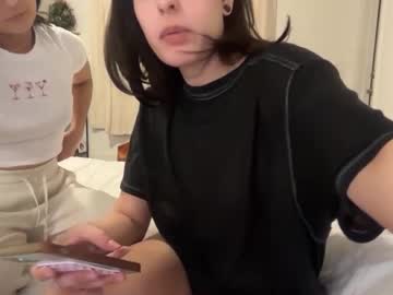 empressmonaa's chat room