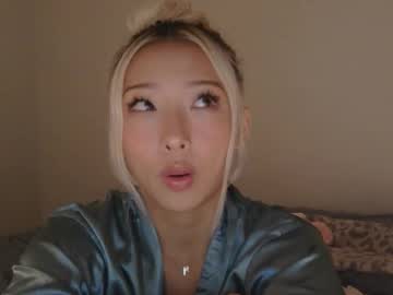 vivianwinters's chat room