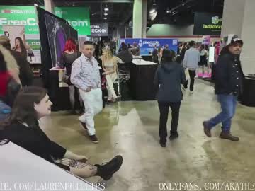 laurenphillips's chat room