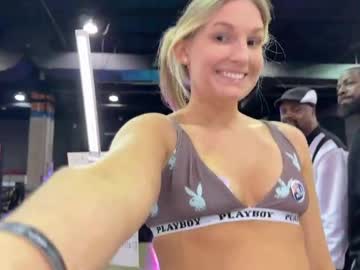 graciemae_baexx's chat room