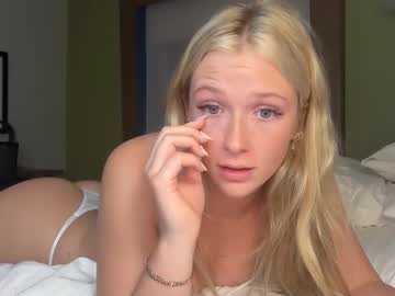 korinaluvv's chat room