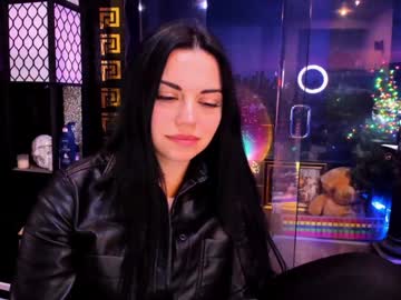 alma_pearl's chat room