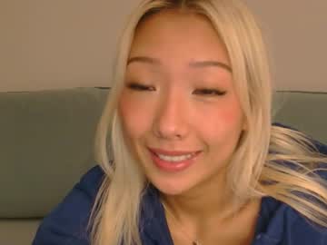 vivianwinters's chat room