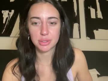 kristinajuarez's chat room