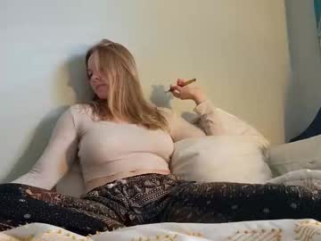 22chloe22's chat room