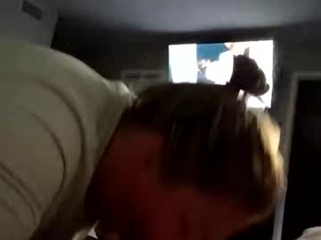 angelvsdemons's chat room