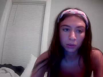 kaylaelizabeth97's chat room