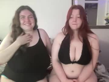 scarletttsinner's chat room