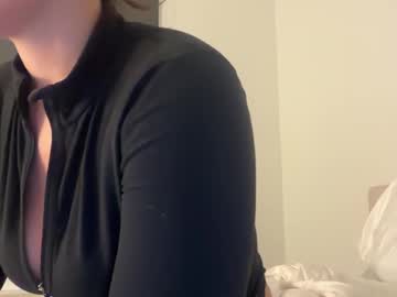 pollyyypocket's chat room