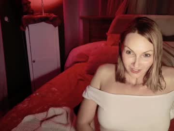 kaileeshy's chat room