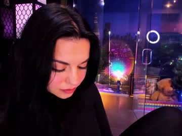 alma_pearl's chat room