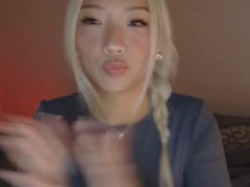 vivianwinters's chat room