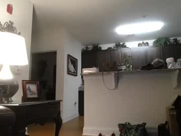 hotblondemilf1962's chat room