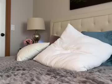 officiallyonlytams's chat room