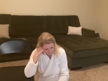 katscasa's chat room