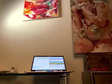 hawt_ass_milf's chat room