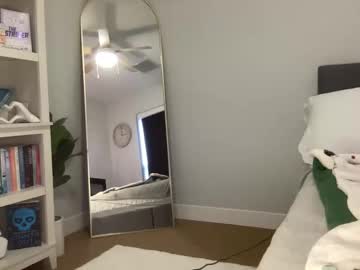 elenalovexxx's chat room