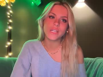 ella_hill's chat room