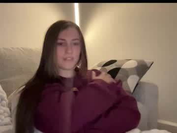 laylahlaylah1's chat room